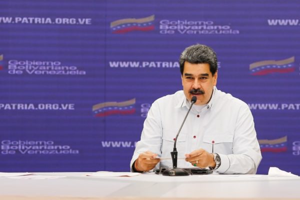 Maduro anuncia que en abril iniciarán clases presenciales bajo protocolos de bioseguridad