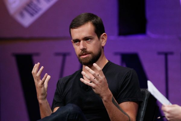 CEO de Twitter, Jack Dorsey, señala que bloqueo de Trump sienta precedente peligroso