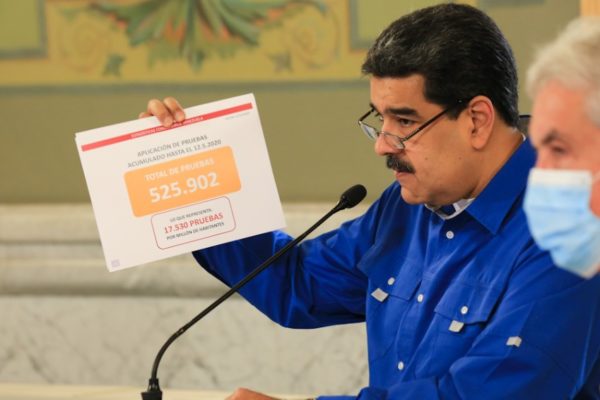 Maduro reporta 17 casos más y la cifra oficial de contagios llega a 440