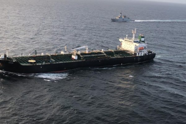 El lunes #28Sep llegaría a aguas venezolanas primer buque cargado de gasolina iraní