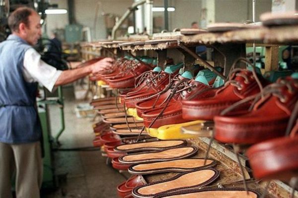 Industria del calzado opera a un máximo de 10% debido a libre importación y al 7+7