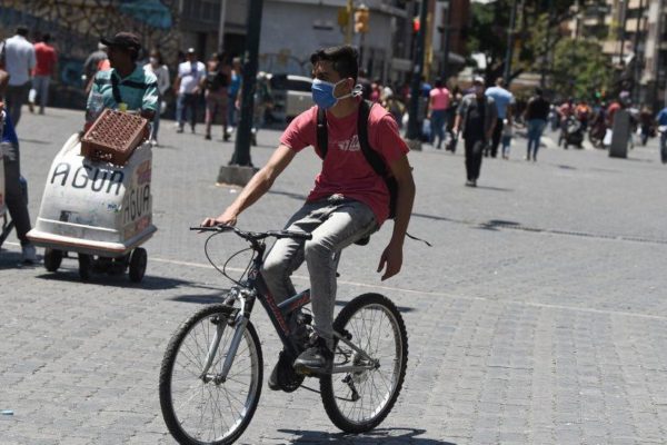 Profesionales en Venezuela se reinventan como emprendedores para sobrevivir a la larga cuarentena