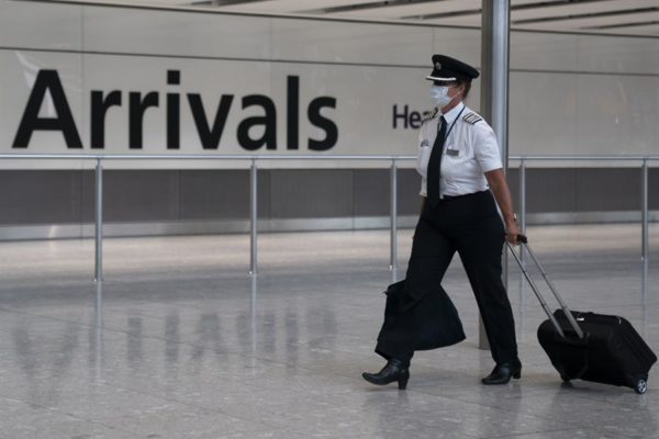 Londres establecerá puentes aéreos con países de bajo riesgo