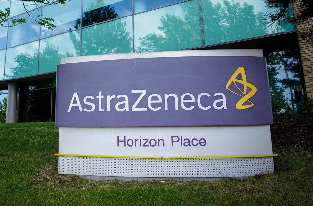 Trump anuncia acuerdo con AstraZeneca para reducir precios de medicamentos en EEUU