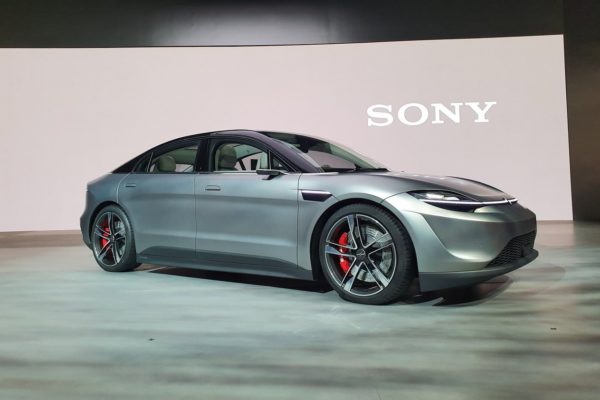 Sony presenta vehículo eléctrico para poner a prueba alta tecnología