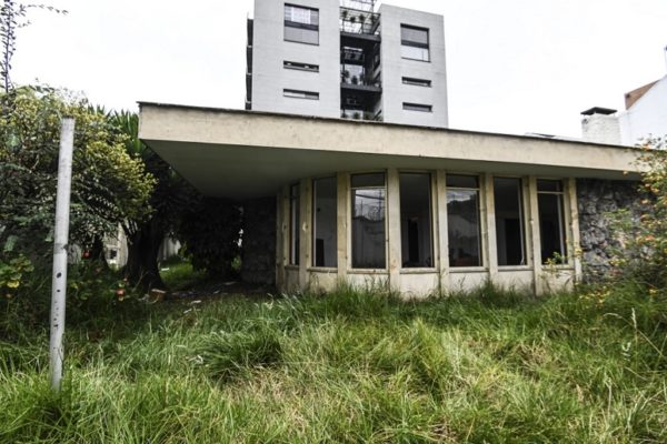 Consulado en ruinas y saqueado aviva la tensión entre Caracas y Bogotá