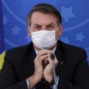 Bolsonaro dice que no es su competencia llevar oxígeno al Amazonas: Venezuela coordina próximos envíos