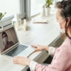 Estudio: ¿Por qué Zoom o Skype no sustituirán a los viajes de negocios?