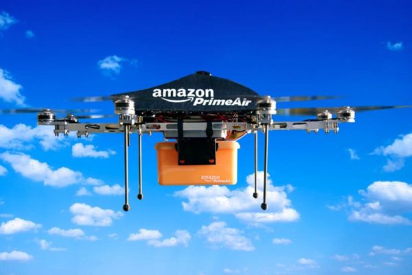 Amazon recibe permiso en EEUU para empezar a entregar paquetes usando drones
