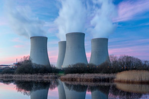La crisis energética hace renacer el interés por las centrales nucleares