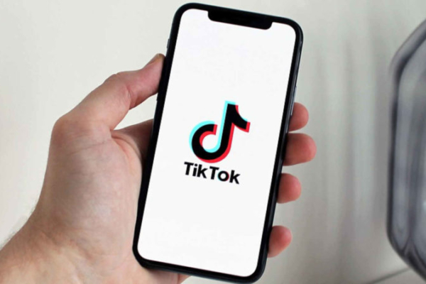 TikTok refuerza campaña contra acusaciones de Trump