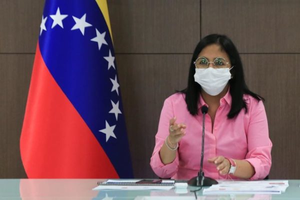 Delcy Rodríguez anuncia vacunación masiva a partir del segundo cuatrimestre de 2021
