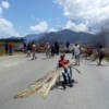 Protestas encienden chispas en Venezuela, pero Maduro mantiene a raya el fuego
