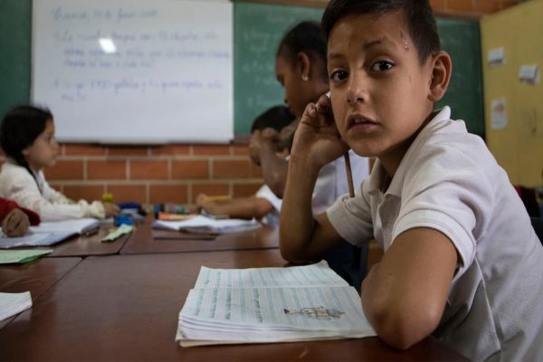 Clases presenciales se suspenderán a mediados del mes de noviembre