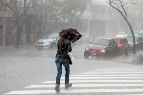 Inameh advierte que lluvias continuarán en gran parte del país por el paso de la tormenta Elsa