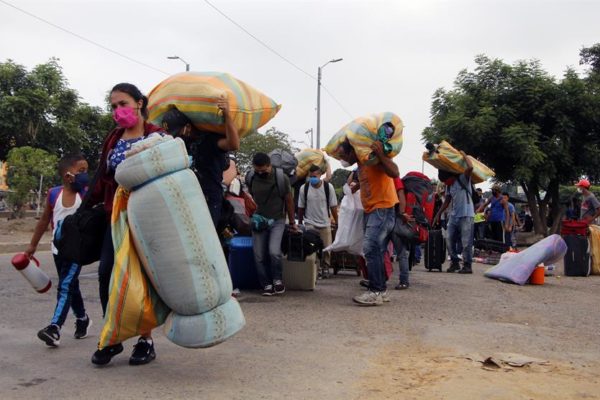 FMI prevé amplio impacto de la pandemia en el empleo en Latinoamérica