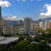 Pago de alquileres, caída de precios y el Petro: ¿cómo está el sector inmobiliario venezolano?