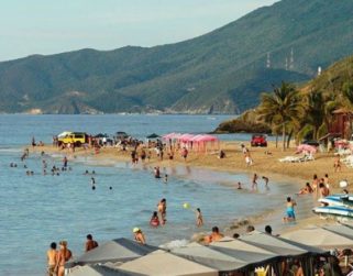 Más turistas de Rusia y Azerbaiyán reactivan turismo en Margarita, dice el gobierno