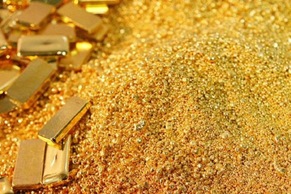 El oro se desploma en espera de detalles sobre estímulo fiscal en EEUU