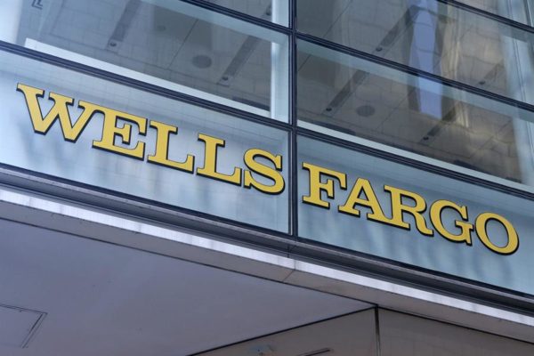 Beneficio de Wells Fargo cayó un 83% en 2020 por la pandemia