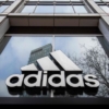Adidas gana US$332 millones hasta septiembre: un 84,4% menos