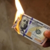 BCV inyectó divisas a las mesas cambiarias para contener al dólar: así cerró este #15Dic