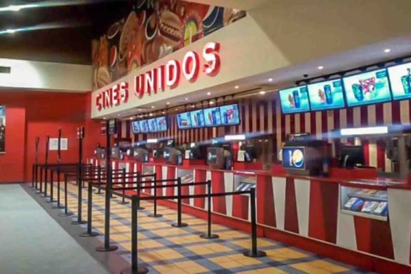 Tras 10 meses de parón: Cines venezolanos reabrieron y boleto general se vende hasta por US$4