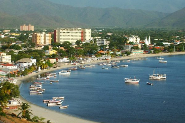 Cámara de Comercio de Nueva Esparta: No puede subsistir en una ZEE ningún otro tributo distinto al ISLR