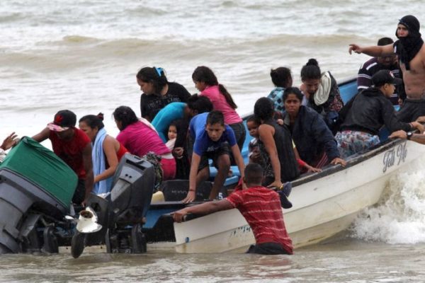 Comprar comida más barata: otra razón que lleva a venezolanos al peligroso viaje a Trinidad y Tobago