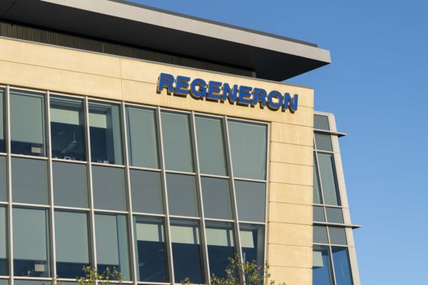 EE.UU aprueba el uso del Regeneron que utilizó Donald Trump contra #Covid19