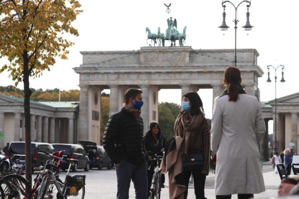 Alemania decreta confinamiento parcial contra #COVID19 hasta el 10 de enero