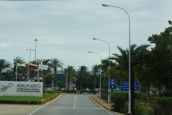 Aeropuerto de Nueva Esparta retoma vuelos comerciales