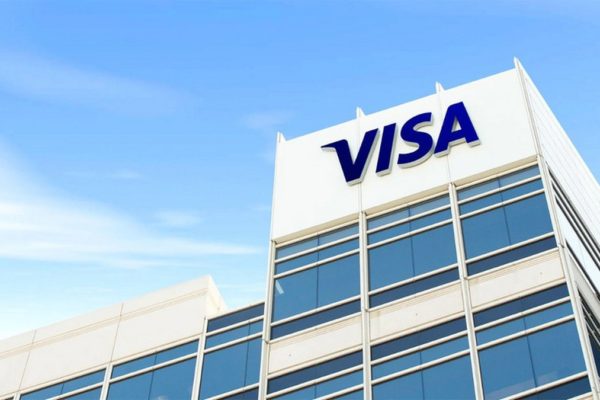 Visa podría agregar criptomonedas a su red de pagos, según afirmó el CEO Alfred Kelly