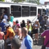 Transportistas de La Guaira piden que se haga un ajuste al pasaje y cueste Bs. 3