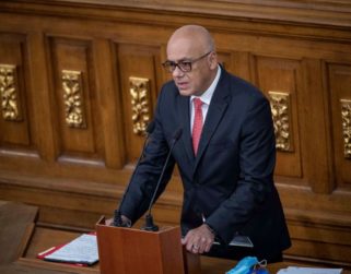 Jorge Rodríguez denuncia vinculación de oposición extremista con bandas delictivas de Caracas
