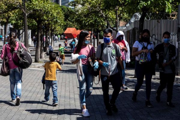 Venezuela acató a medias la vuelta a la cuarentena radical
