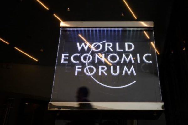 El Foro Económico Mundial predice posible colapso ecológico, recesión e inflación prolongada