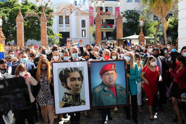 Maduro manifesta disposición de trabajar con la nueva AN para la ‘recuperación económica’