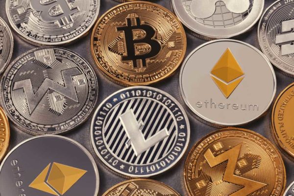 La rentabilidad e inversión de los altcoins en el mundo financiero incrementan su atractivo para 2021