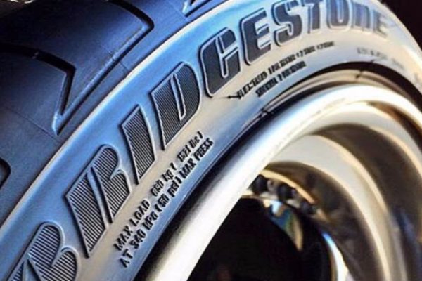 Bridgestone registró pérdidas por primera vez en 69 años