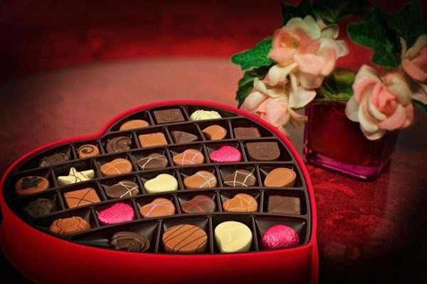 #14Feb San Valentín: Los precios de los chocolates y una noche romántica en un hotel