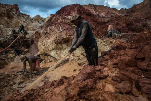 Inaesin: Conflictos laborales en enero se concentraron en las industrias básicas