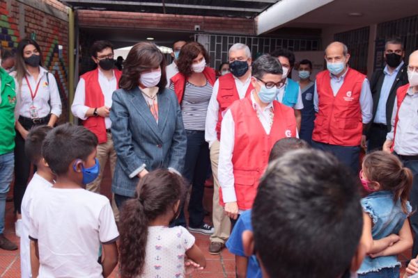 González Laya llega a Cúcuta para presenciar situación de migrantes venezolanos