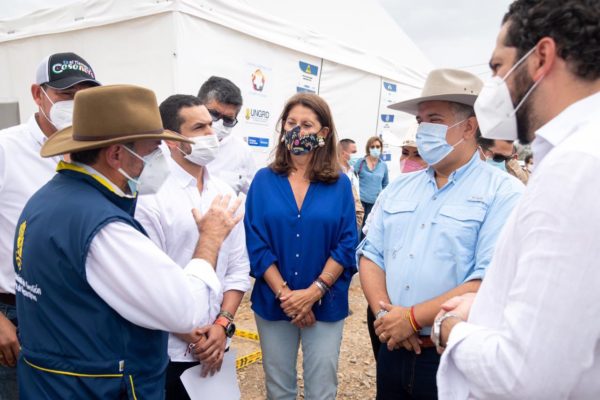 Colombia inaugura centro de atención transitorio para migrantes venezolanos