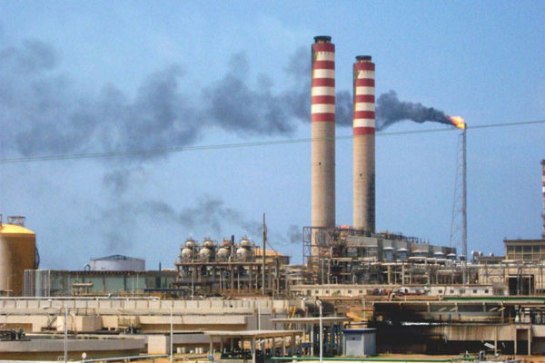 PDVSA reactiva unidad clave de la refinería Cardón para la producción de gasolina
