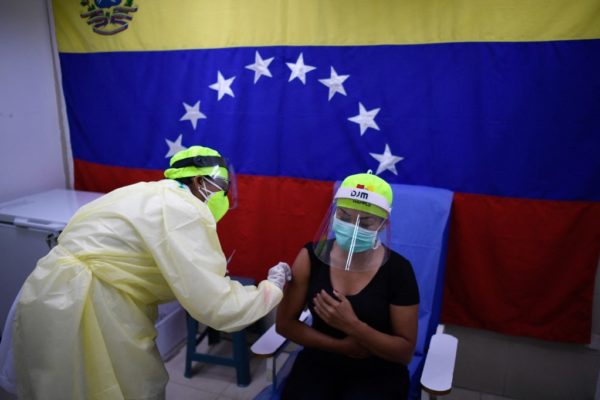 Bajan los contagios: Venezuela suma 748 nuevos casos de covid-19