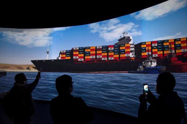 Egipto puso fin a la crisis del carguero bloqueado en el Canal de Suez
