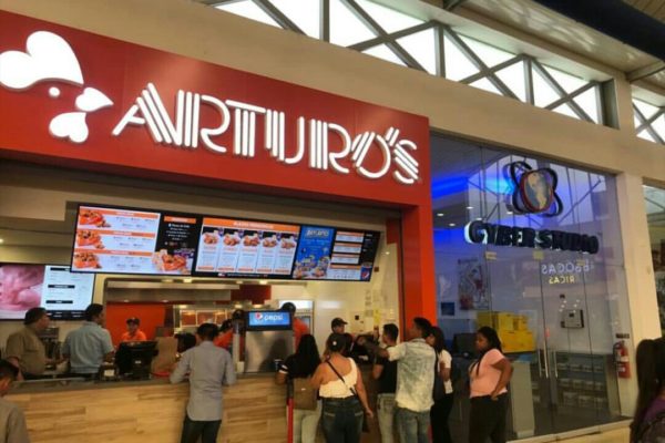 Ventas de Arturo´s incrementaron 80% desde abril tras salida al mercado del combo «Pana Lunch»