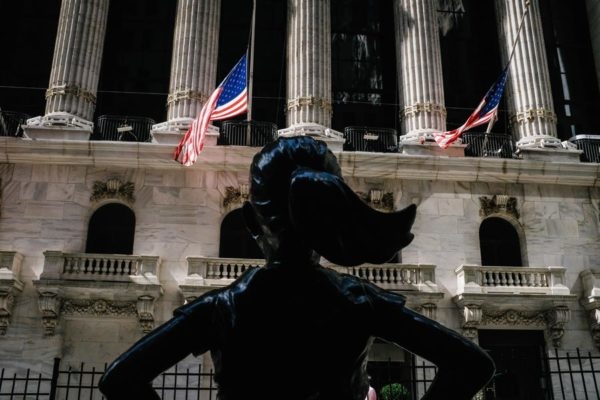 Wall Street abrió con una ligera alza antes de las elecciones legislativas de EEUU