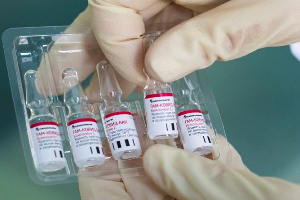 Venezuela recibe lote de la vacuna rusa EpiVacCorona para ensayos clínicos